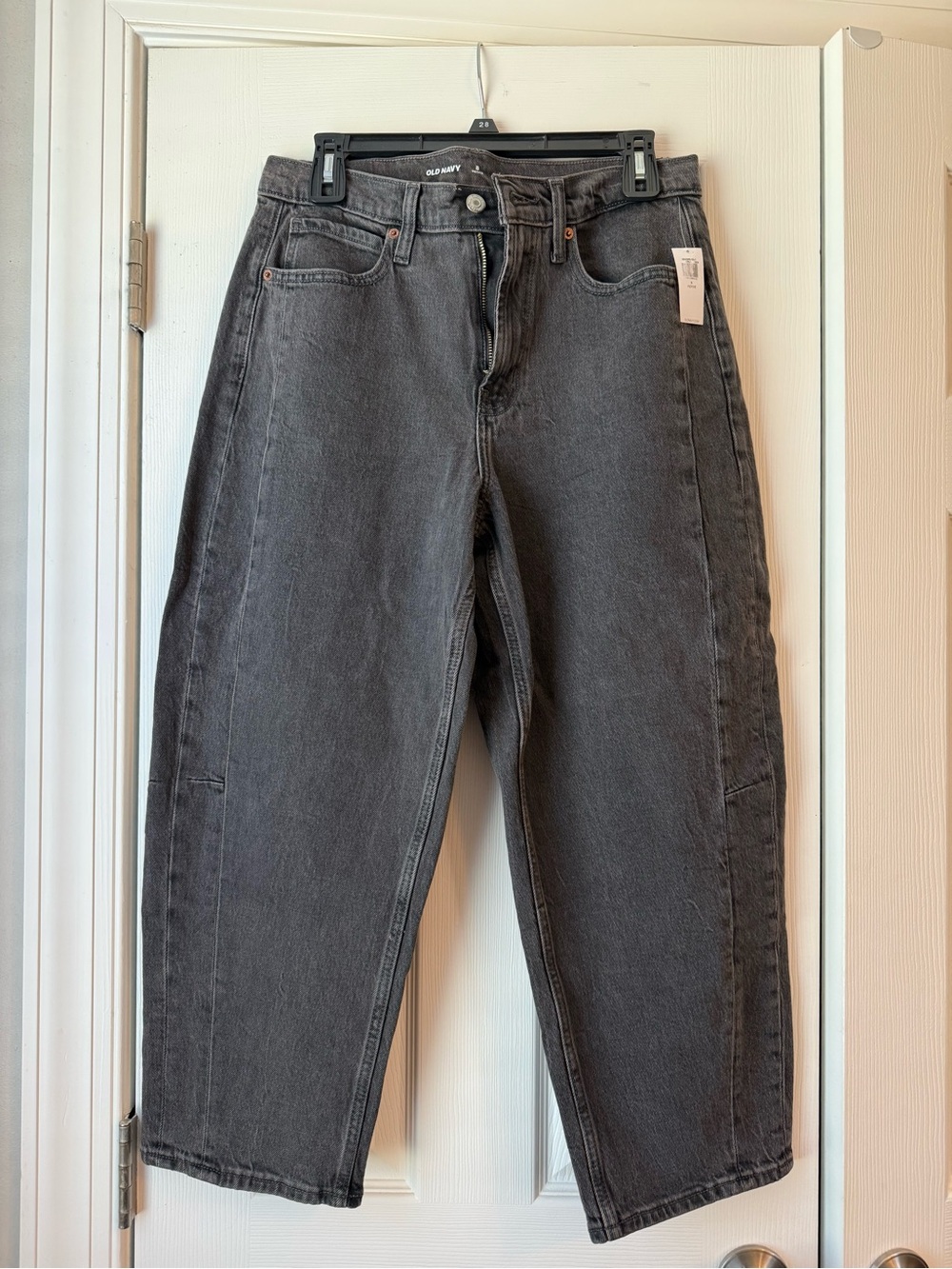 Old Navy Women's High-Rise Barrel Jeans - Charcoal Gray